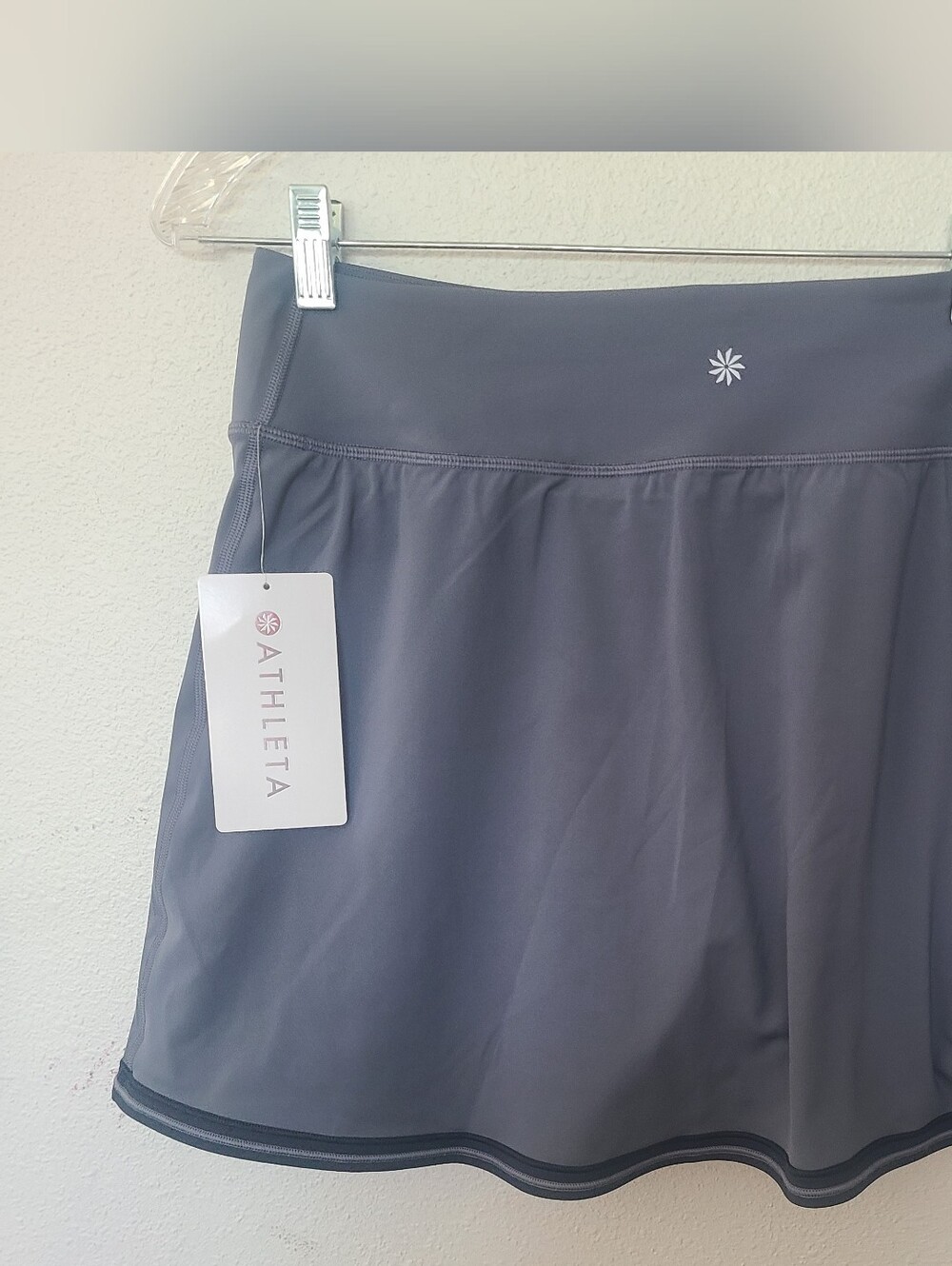 Athleta Crosscourt Highrise Tipped Skort Size MED - Picture 5 of 7
